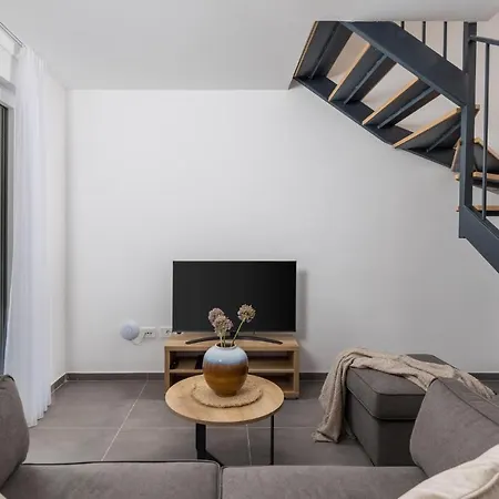 Gorgeous Home In Kraljevica With House Sea View *