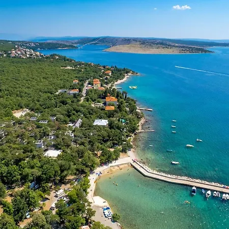 Дом отдыха Gorgeous Home In Kraljevica With House Sea View Кральевица
